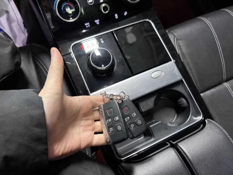 Land Rover RANGE ROVER VELAR