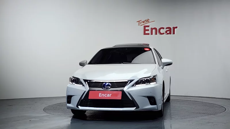 Lexus CT200h