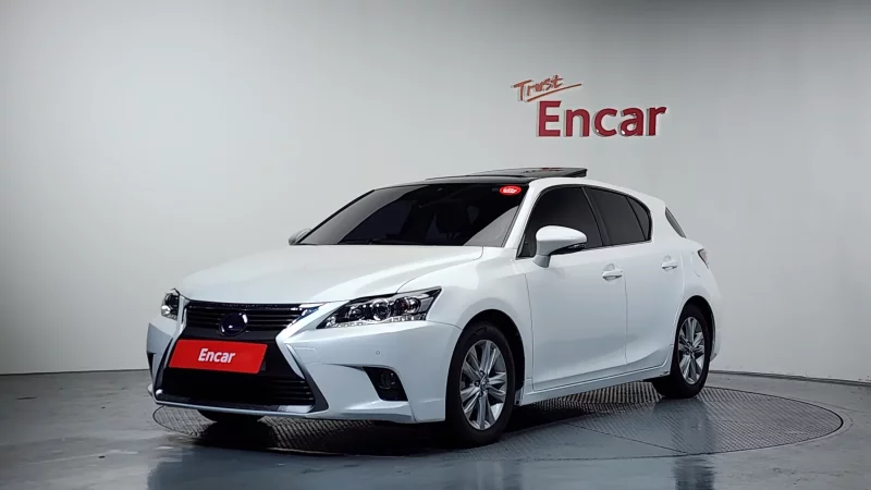 Lexus CT200h