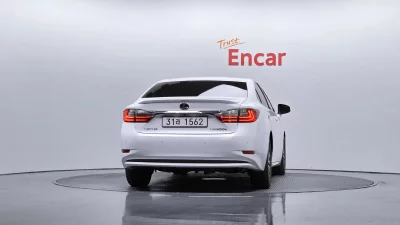 Lexus ES300h