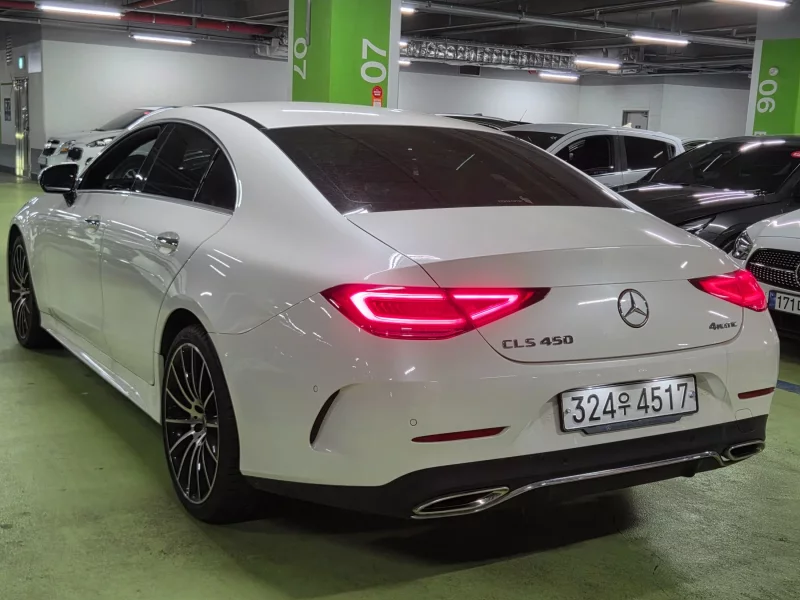 Mercedes-Benz CLS-Class