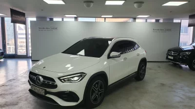 Mercedes-Benz GLA-Class