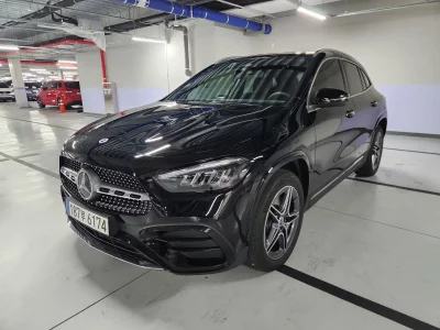 Mercedes-Benz GLA-Class