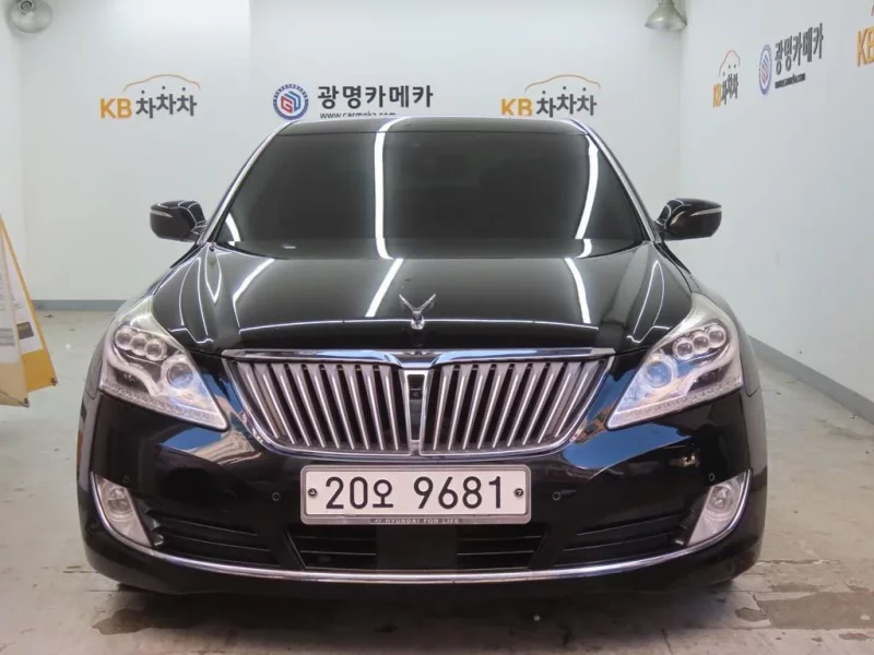 Hyundai Equus