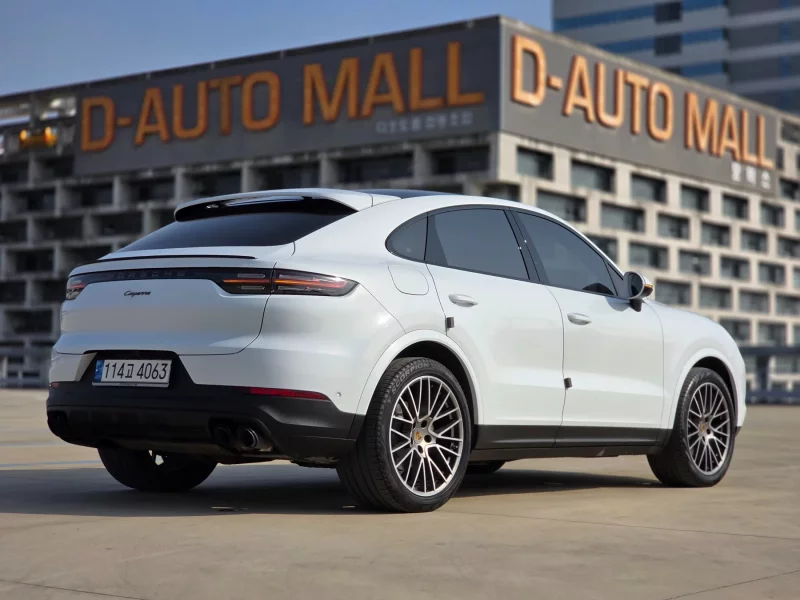 Porsche CAYENNE