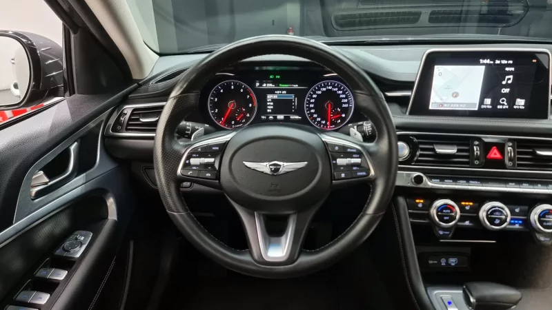 Genesis G70