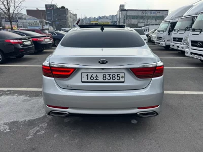 Kia K9
