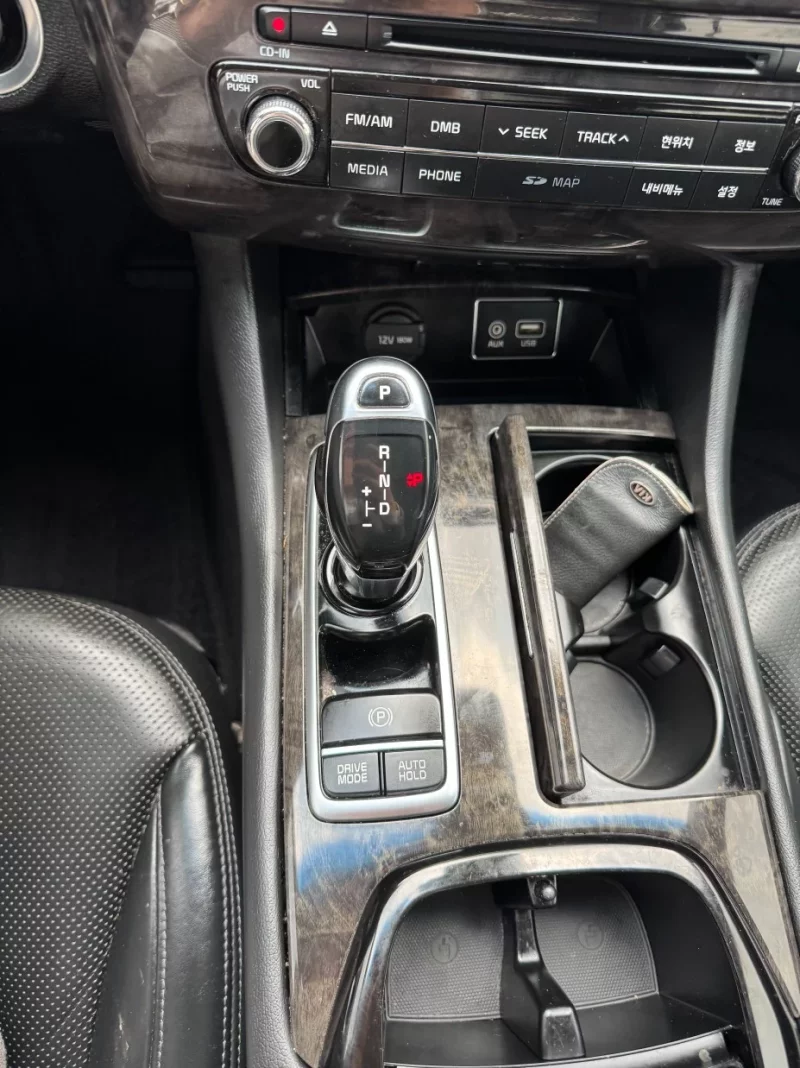 Kia K9