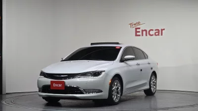 Chrysler 200