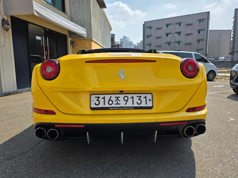 Ferrari CALIFORNIA
