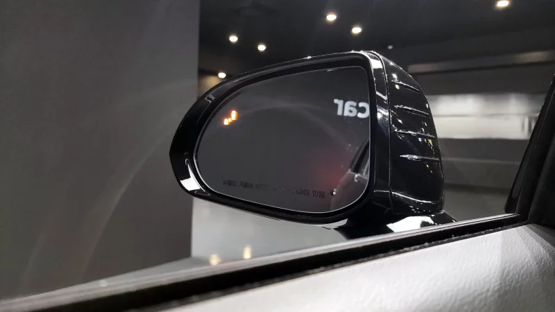 Genesis EQ900