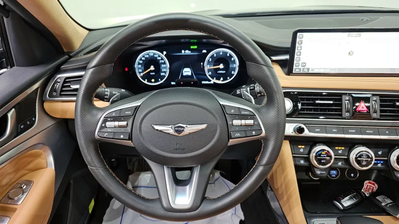 Genesis G70