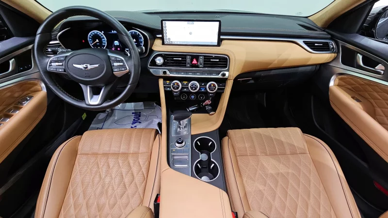 Genesis G70