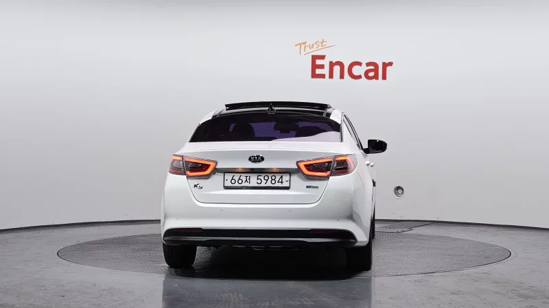 Kia K5