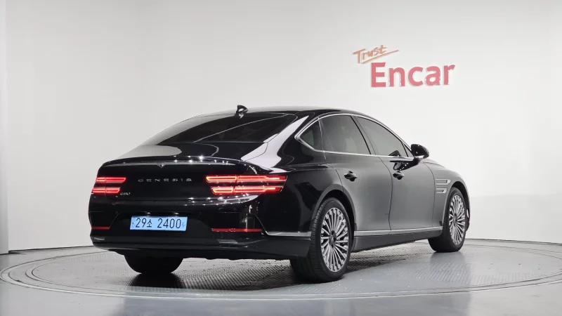 Genesis Electrified G80