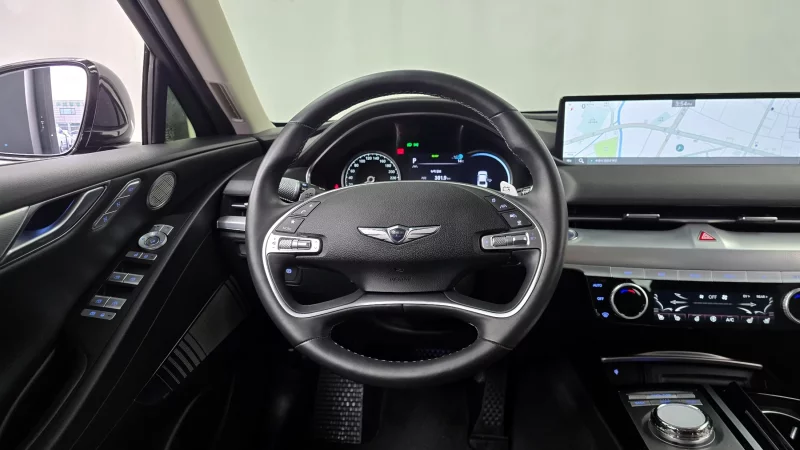 Genesis Electrified G80