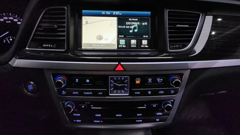 Genesis G80