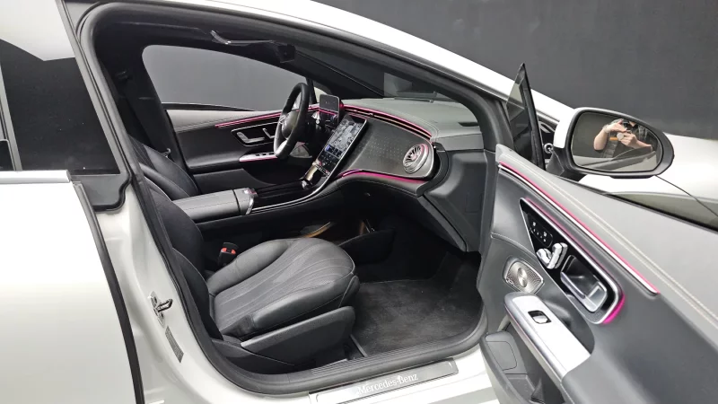 Mercedes-Benz EQE