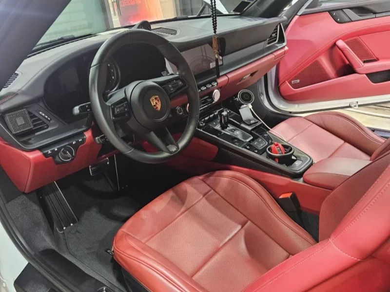 Porsche 911