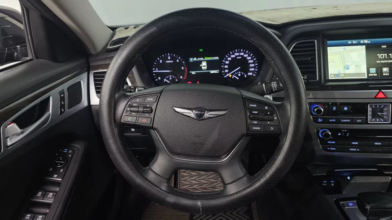 Genesis G80