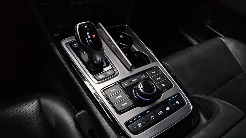 Hyundai Equus