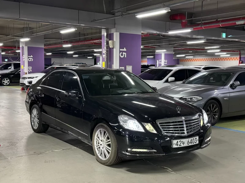 Mercedes-Benz E-Class