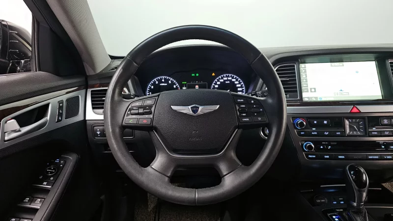Hyundai Genesis