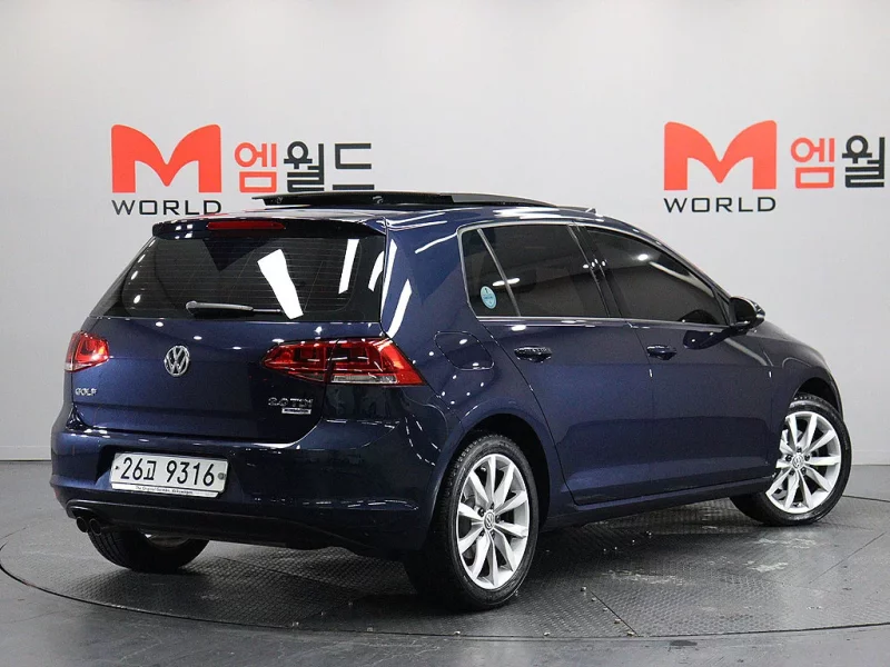 Volkswagen GOLF
