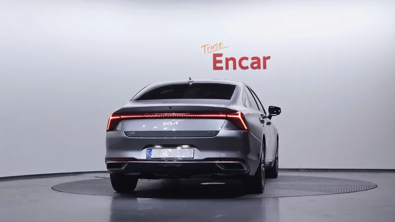 Kia K8