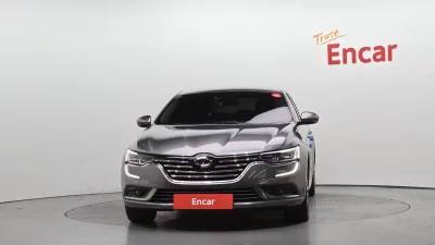 Renault SM6