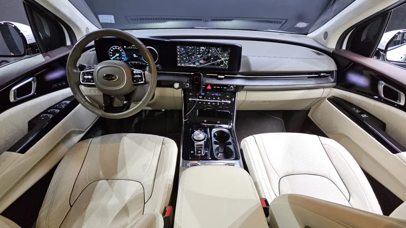 Kia Carnival
