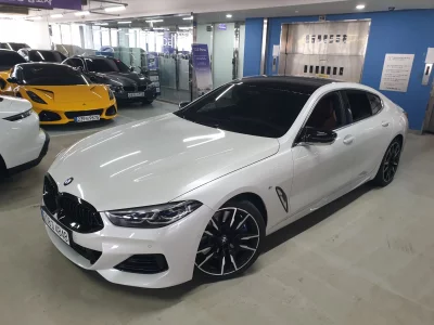 BMW 8-Series