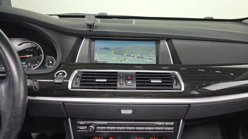 BMW 5-Series Gran Turismo