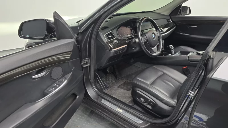 BMW 5-Series Gran Turismo