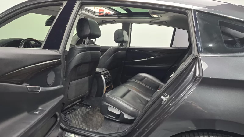 BMW 5-Series Gran Turismo