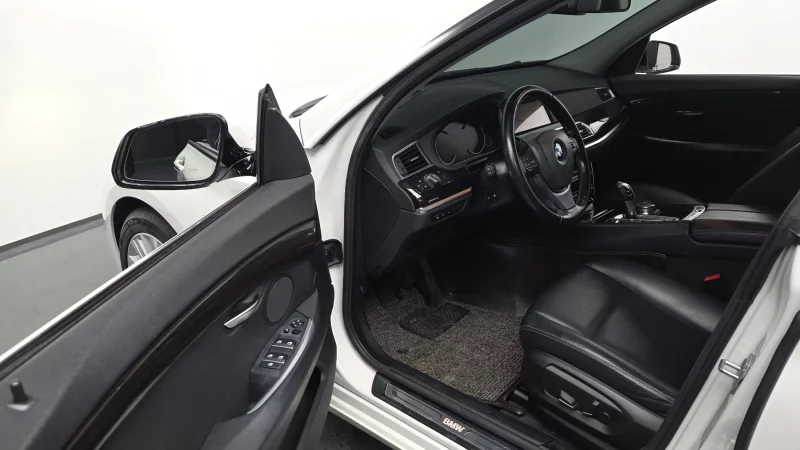 BMW 5-Series Gran Turismo