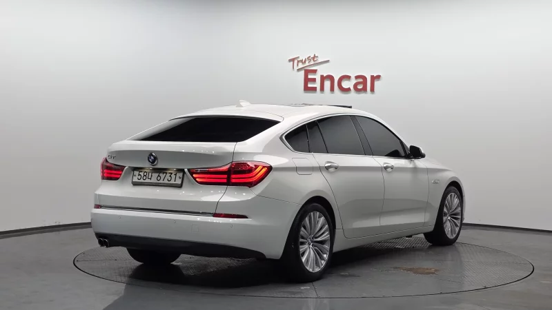 BMW 5-Series Gran Turismo