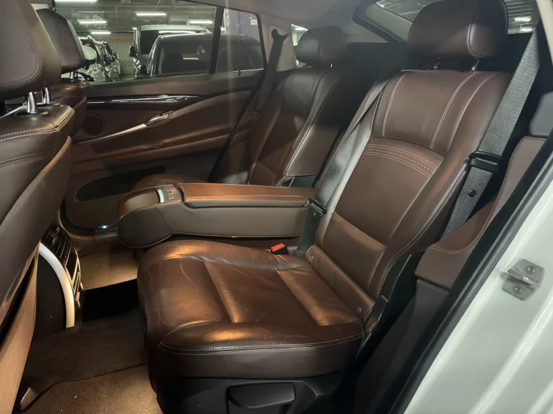 BMW 5-Series Gran Turismo