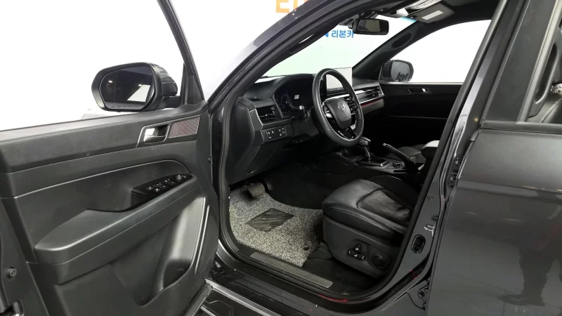 SsangYong Rexton Sports Khan