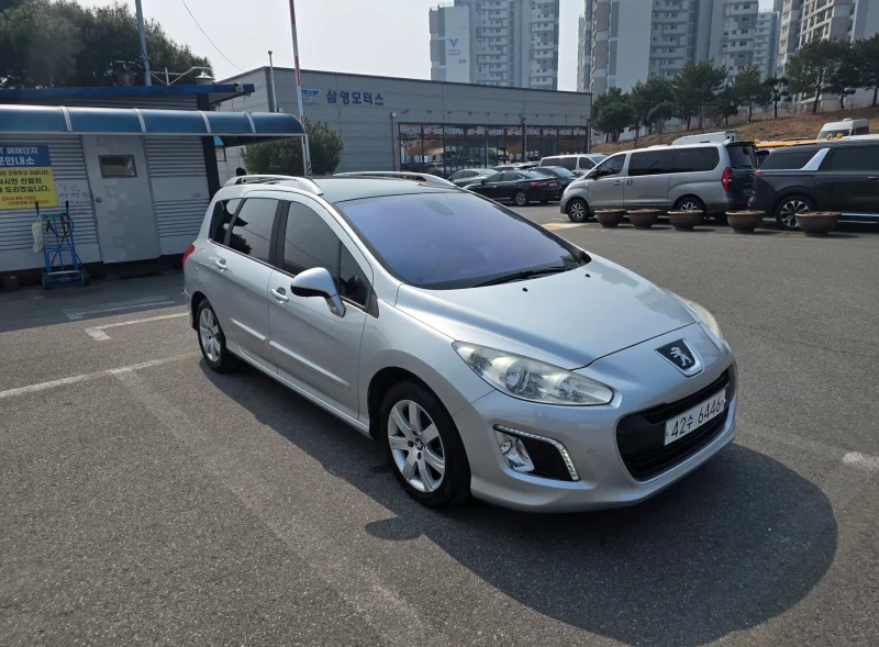 Peugeot 308