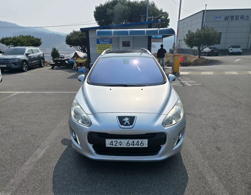 Peugeot 308
