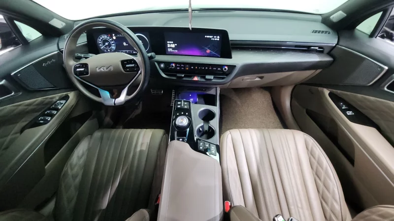 Kia K8