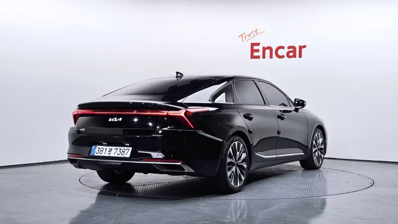 Kia K8