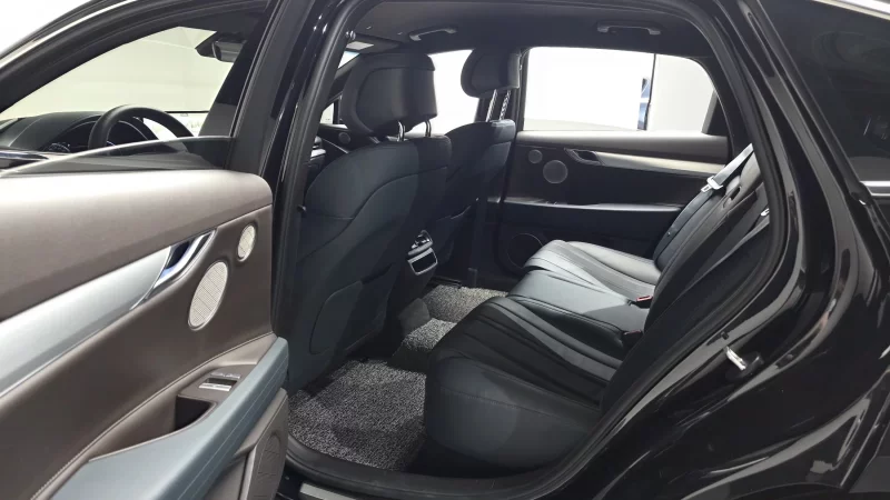 Genesis Electrified G80