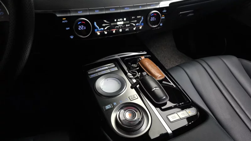 Genesis Electrified G80