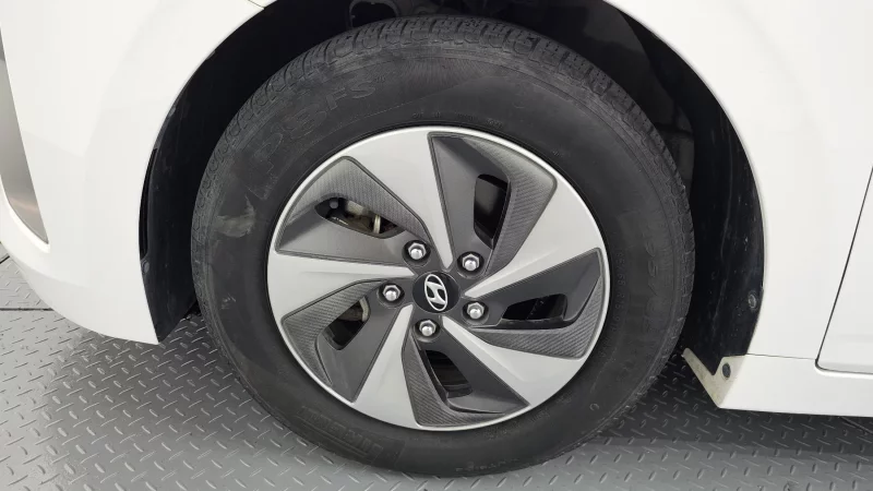 Hyundai Ioniq