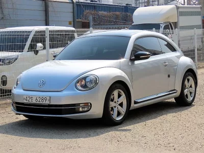 Volkswagen BEETLE