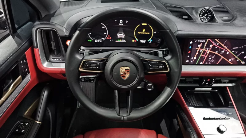 Porsche CAYENNE