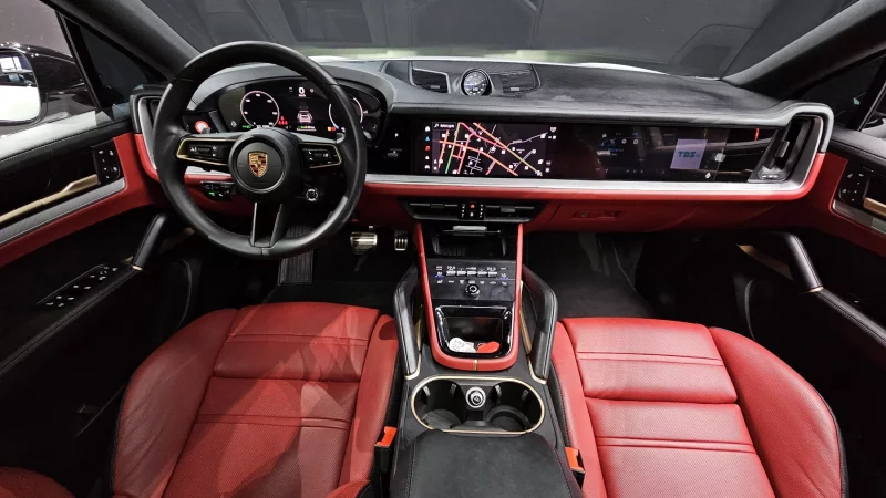 Porsche CAYENNE