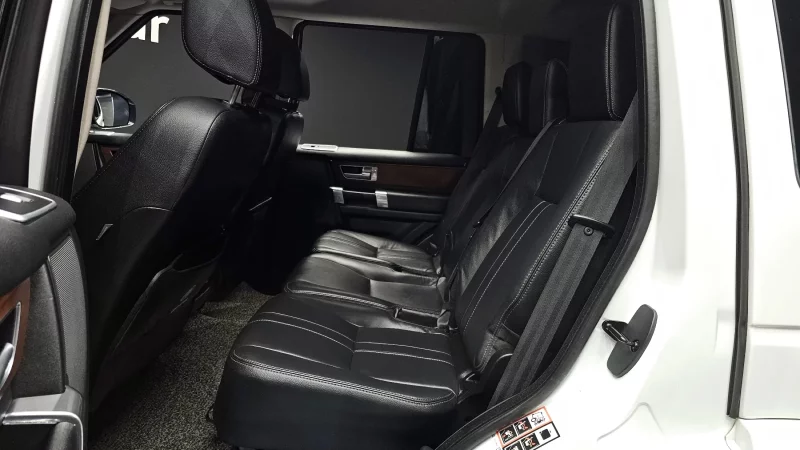Land Rover DISCOVERY